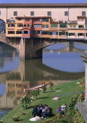 実績抜群のスタッフが対応してくれる